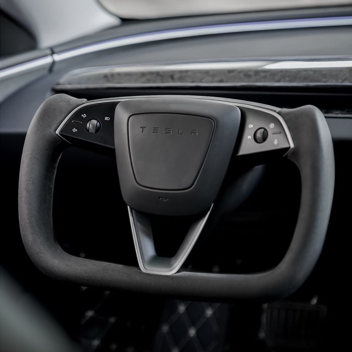 Alcantara Yoke Steering Wheel for Model 3 Highland/Model Y Juniper - Teskay