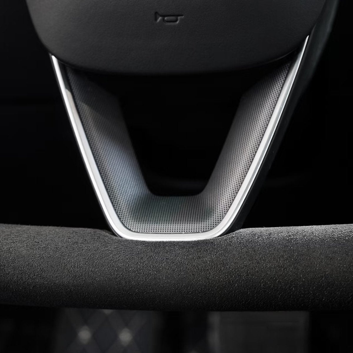 Alcantara Yoke Steering Wheel for Model 3 Highland/Model Y Juniper - Teskay