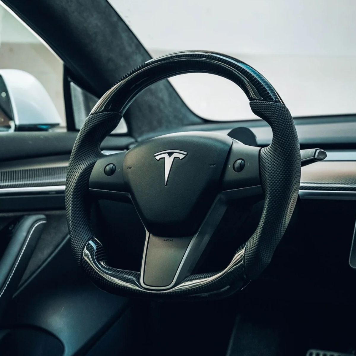 Carbon Fiber Sport Steering Wheel for Tesla Model 3 / Y - Teskay