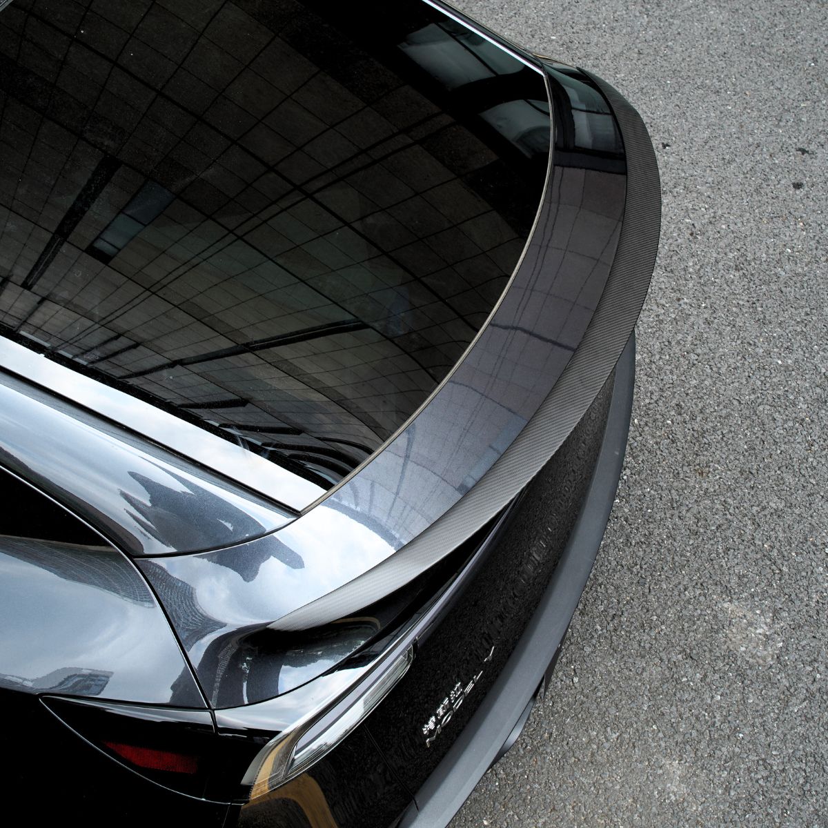 Performance Style Dry Carbon Fiber Spoiler for Tesla Model Y