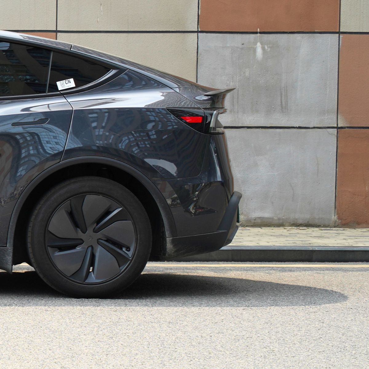 Performance Style Dry Carbon Fiber Spoiler for Tesla Model Y