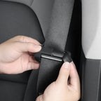 Full-Coverage Silicone Seat Belt Buckle Cover for Model Y Juniper / Model 3 Highland / Model YL