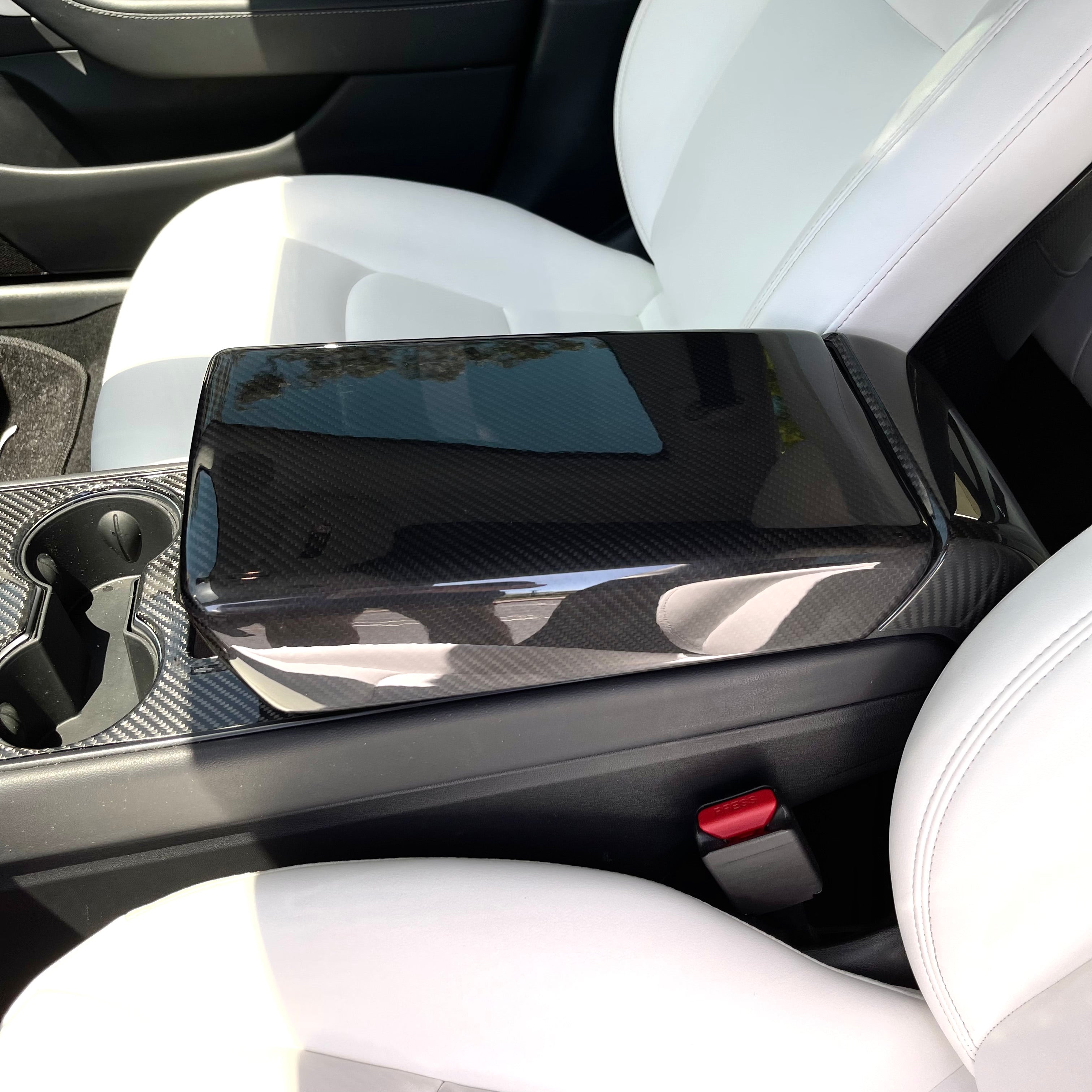 Dry Carbon Fiber Armrest Cover for Tesla Model 3/Y - Teskay