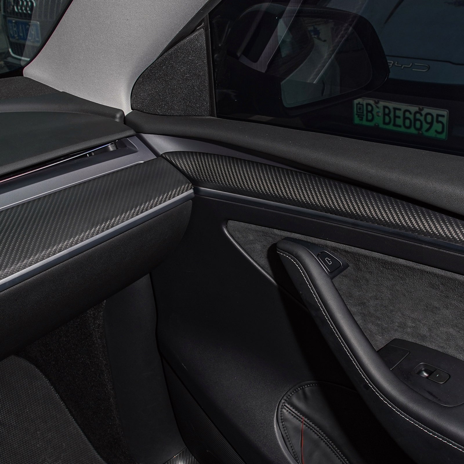 Tesla Model 3/Y Carbon Fiber Door Panel Trim (2pcs) - Teskay