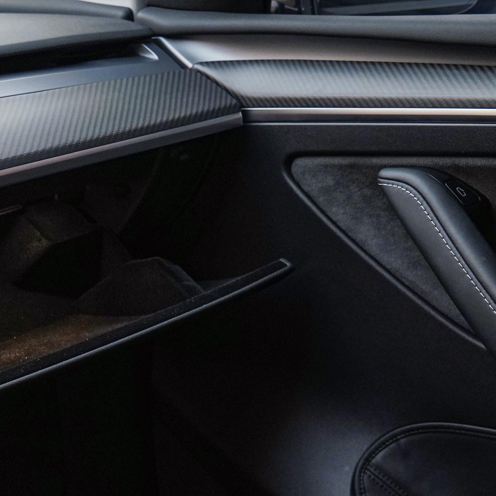 Tesla Model 3/Y Carbon Fiber Door Panel Trim (2pcs) - Teskay