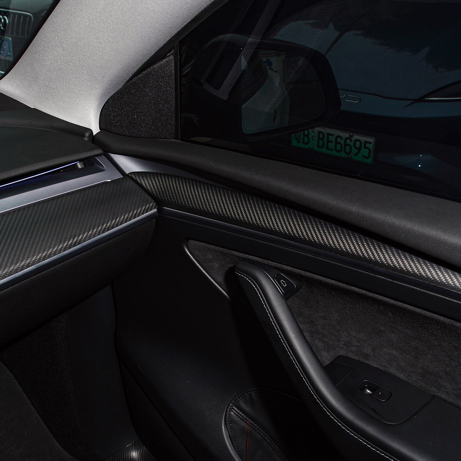 Tesla Model 3/Y Carbon Fiber Door Panel Trim (2pcs) - Teskay