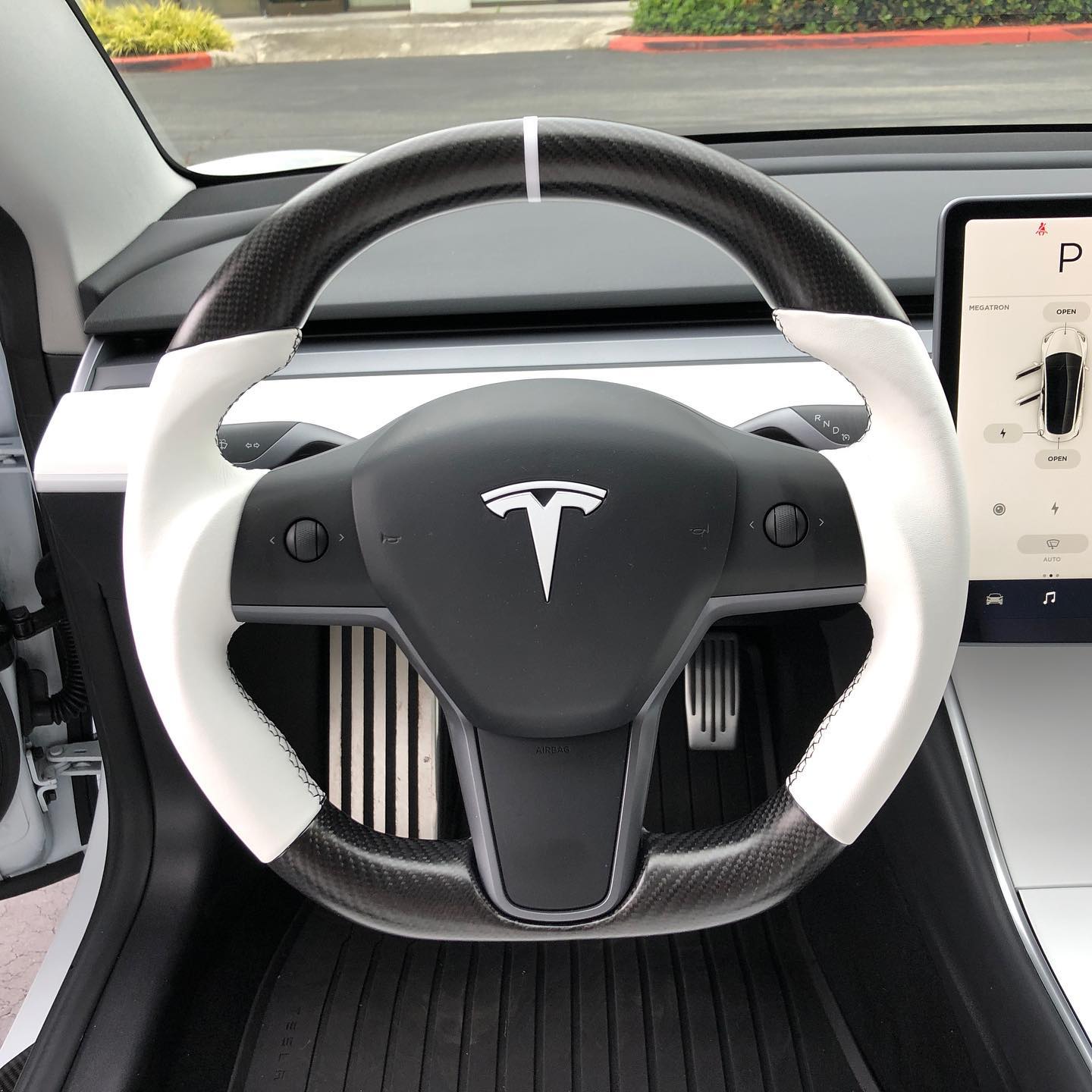 Sport Round Carbon Fiber Steering Wheel for Tesla Model 3/Y - Teskay