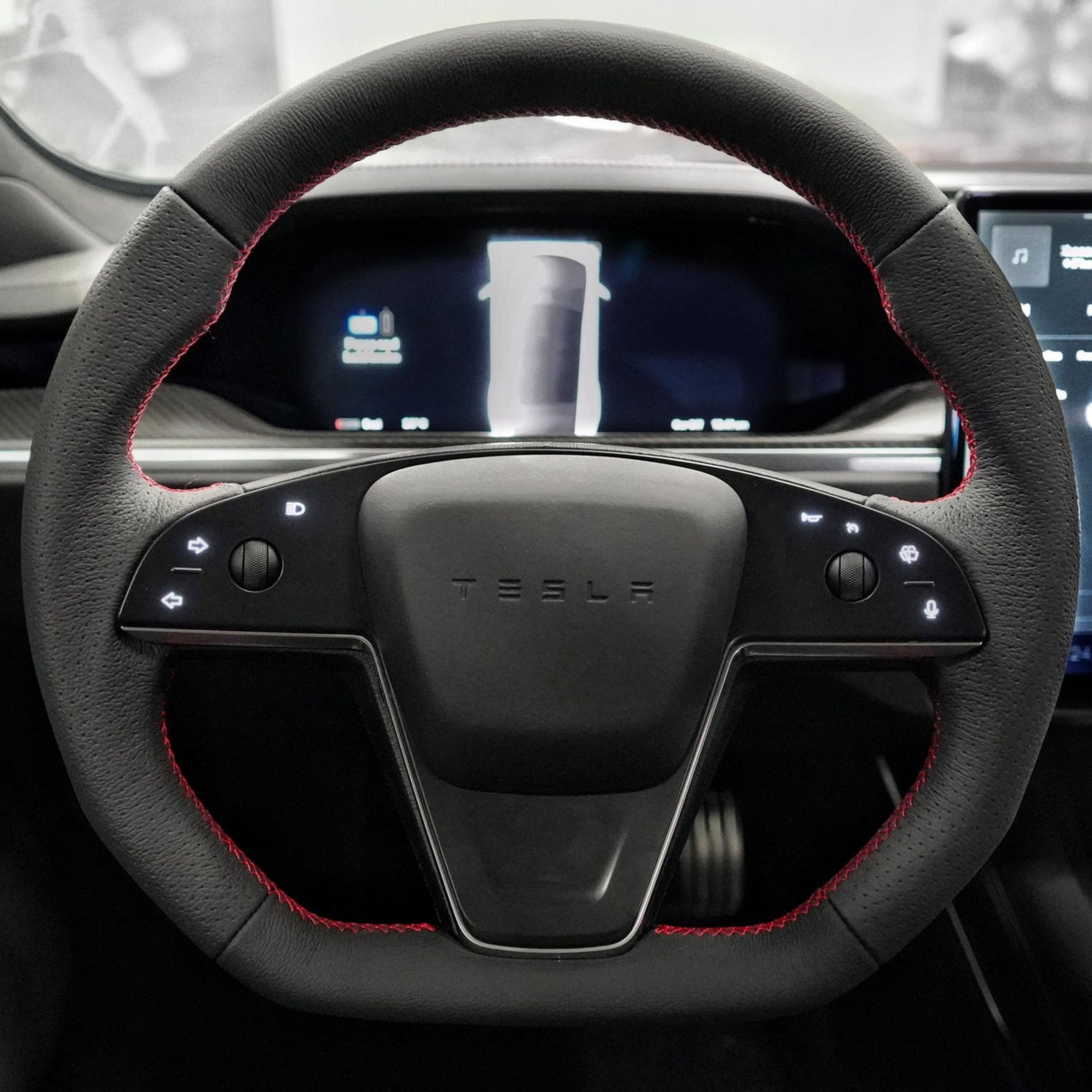 Plaid Round Steering Wheel Replacement for Tesla Model S / X 2021-2025 - Teskay