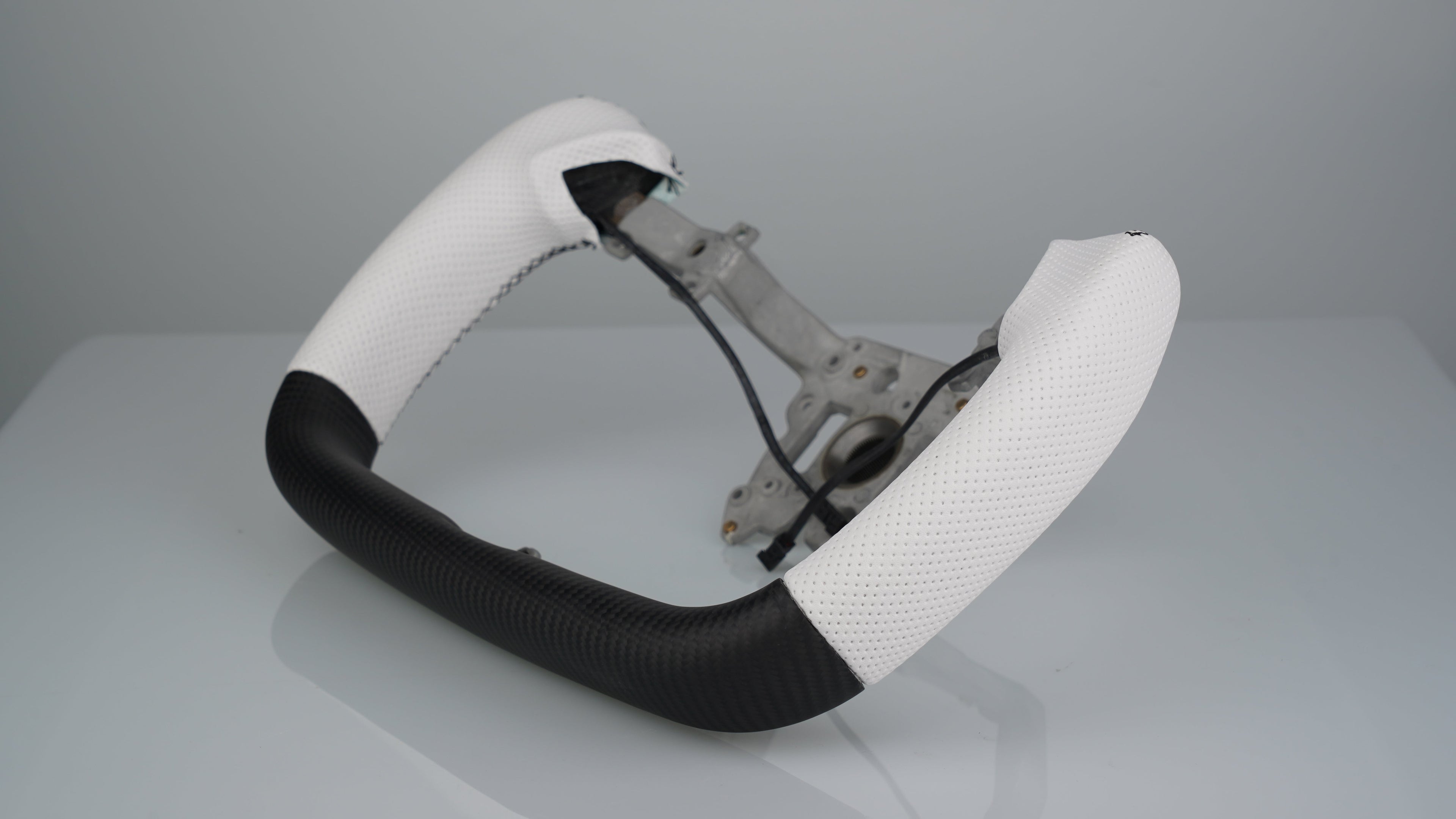 Yoke Steering Wheel Upgrade For Tesla Model 3 Highland / Model Y Juniper