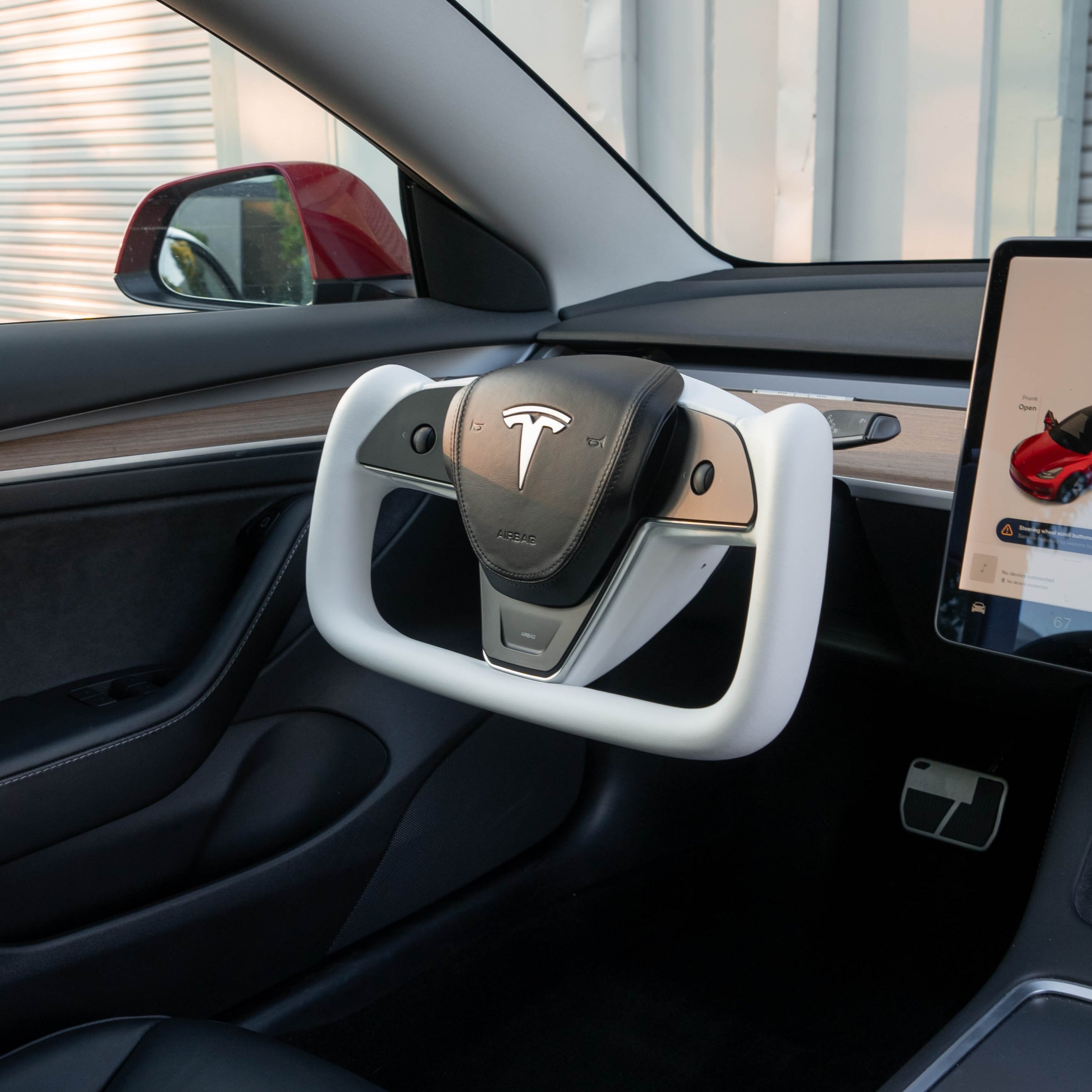 Yoke Plaid Steering Wheel for Tesla Model 3 / Y - Teskay